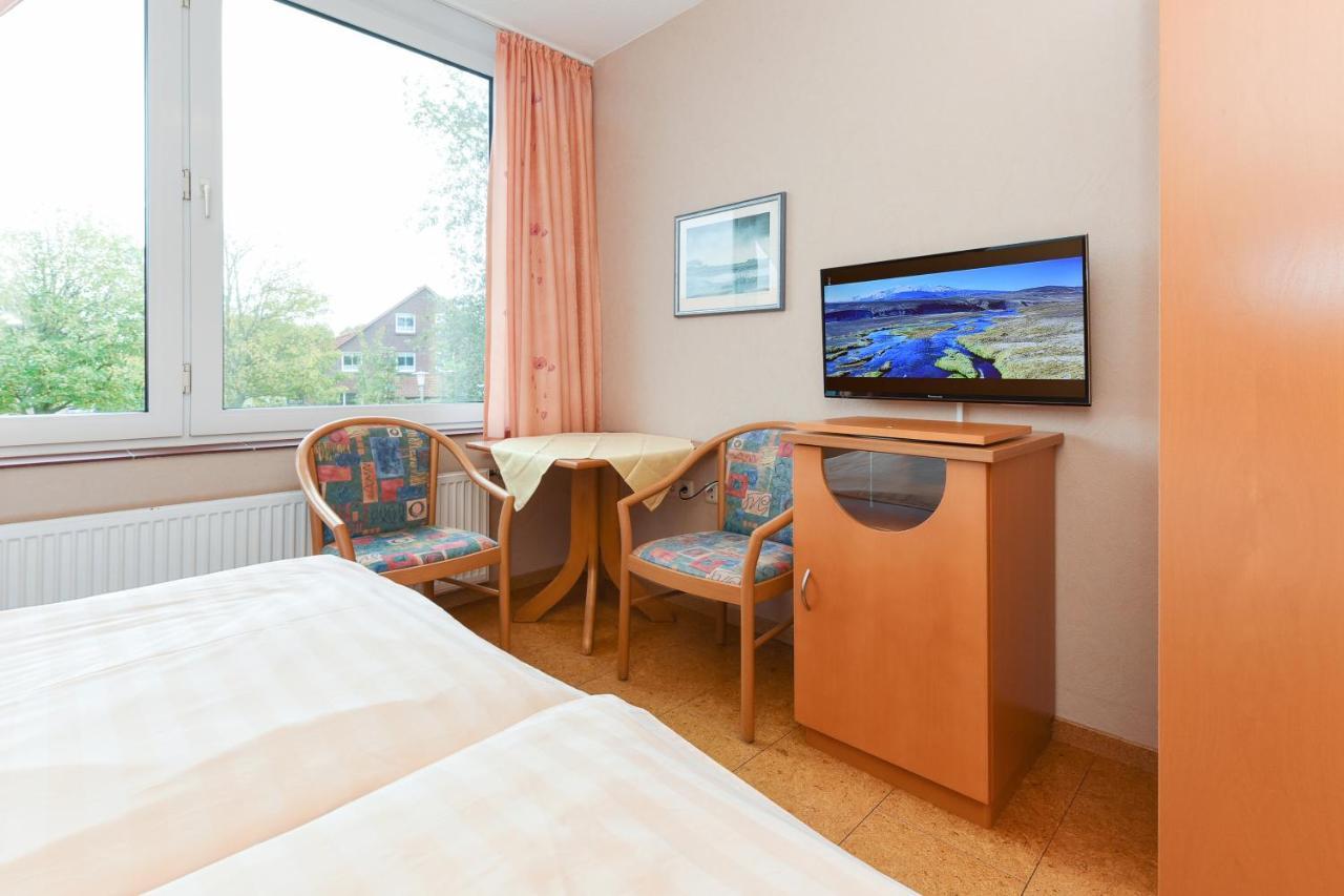 Hotel-Pension Altes Siel Bensersiel Exterior photo